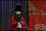 跪门吃草