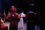 女钦差反供