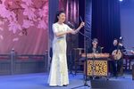 游湖借伞下载